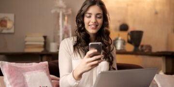 la mujer y la cultura digital en colombia