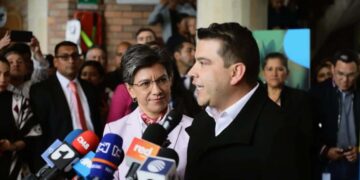 Nuevo gobernador Nicolas garcía y claudia López alcaldesa de Bogotá.