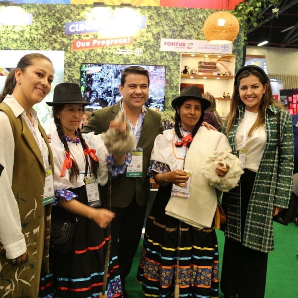 Nawake en la feria turística de ANATO.