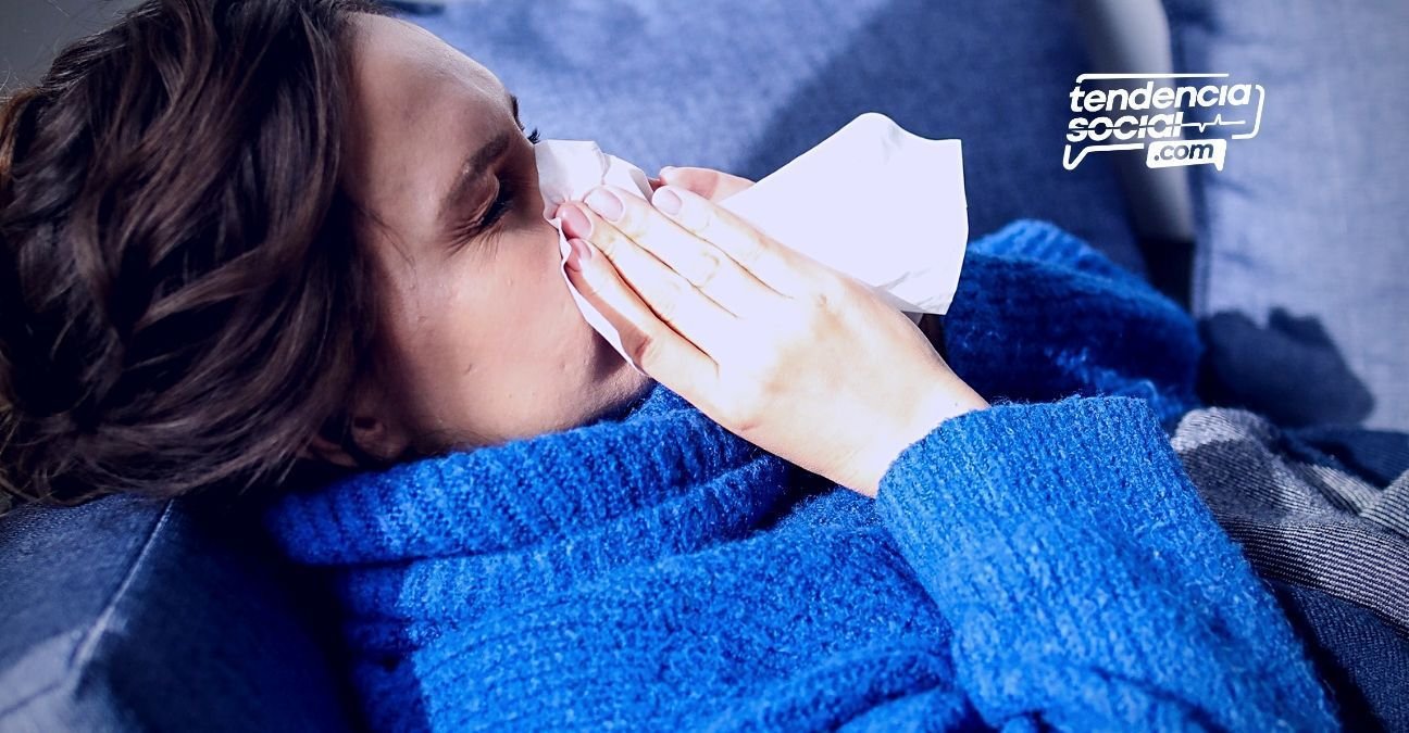 Una mujer con síntomas del coronavirus