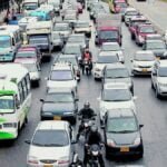 Vehículos en la autopista sur en Soacha