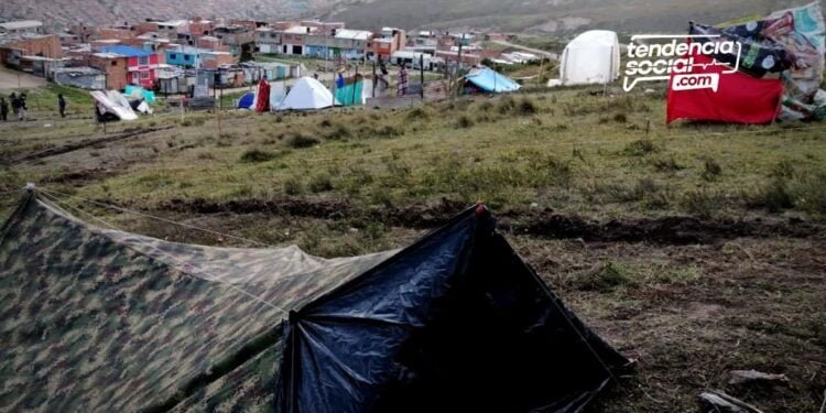 800 personas que conforman 200 familias invadieron predio en Soacha