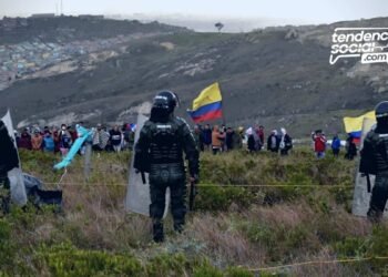¡Qué boroló! Invasión de predios en Soacha terminó en batalla campal