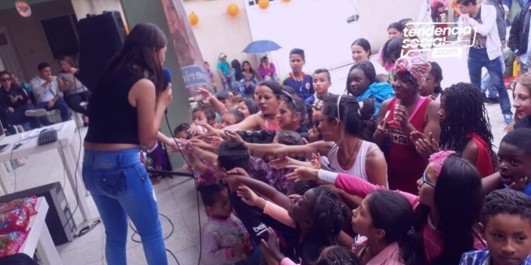 Lady Arango cantante, la reina del sentimiento popular en Soacha, hace el lanzamiento de su música ‘Medicina para el amor’ el 30 de enero.