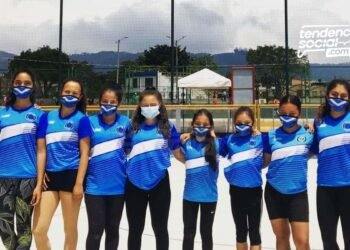 Dejan-a-niñas-patinadoras-sin-viajar-a-Ecuador.