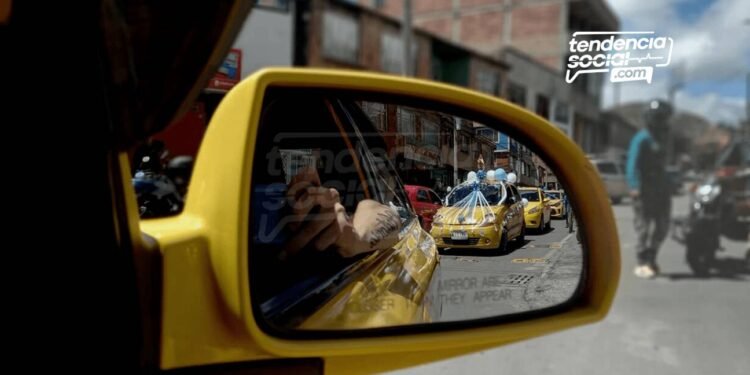 ¡Virgen del Carmen! razón de la pólvora y conductores pitando en el centro de Soacha