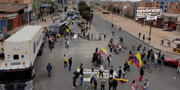 ¿Trancón sobre la Autopista Sur hoy 20 de julio? Así avanza por bloqueos