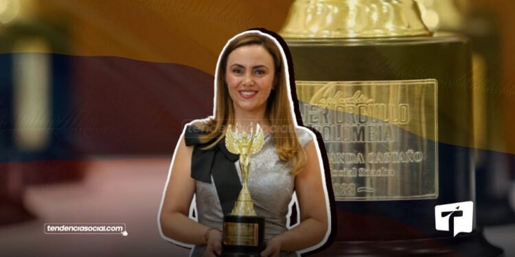 Gestora Social de Soacha recibie galardón "Mujer Orgullo de Colombia"